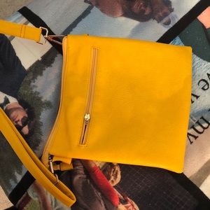 Micheal Kors Crossbody bag